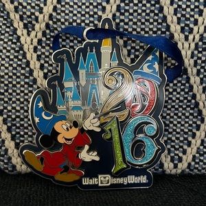 Walt Disney World 2016 ornament